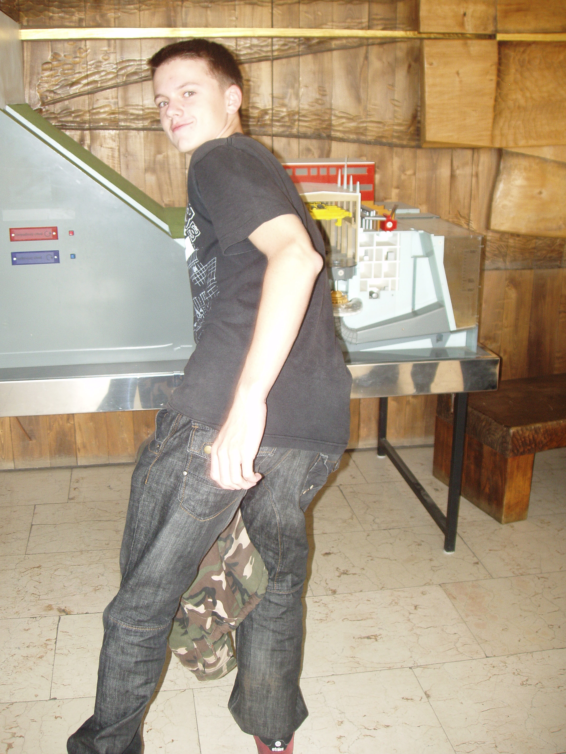 PB200048.JPG